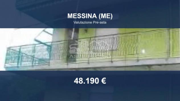 Immobile in asta di 216 m² con più di 5 locali e box auto doppio in vendita a Messina