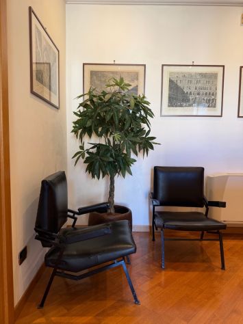 ELEGANTE APPARTAMENTO NEL CUORE DI SALERNO - Foto 8