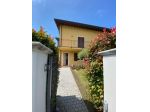 Villetta a schiera in affitto a Montignoso 150 mq  Rif: 1048107