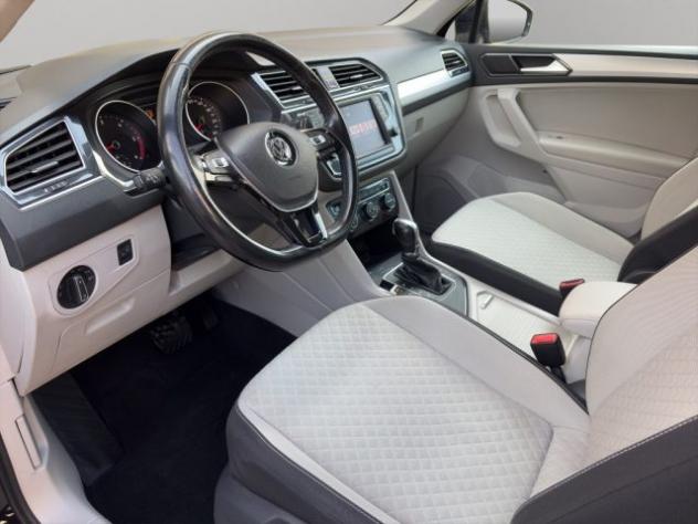 VOLKSWAGEN Tiguan 2.0 TDI DSG Business 150CV rif. 23512950 - Foto 10