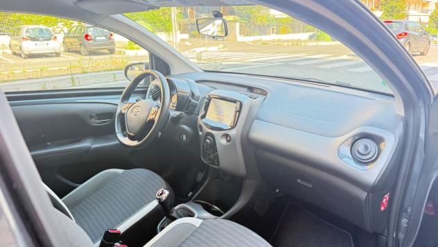 Toyota Aygo 1.0 VVT-i 72 CV 5 porte x-play LED NAVI CAR PLAY KAMER PDC BLUETOOTH CERCHI 16 - Foto 9