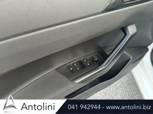 VOLKSWAGEN Polo 1.0 TSI Life "VIRTUAL COCKPIT" rif. 24043310 - Foto 7