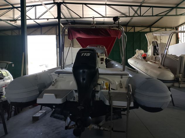 gommone lomac 700 + mercury 115 totalmente ristrutturato come nuovo - Foto 7