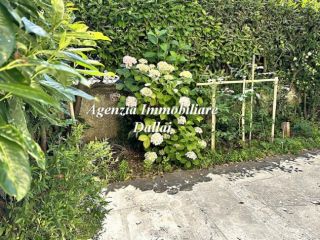 Scarperia - Appartamento con resede e posto auto