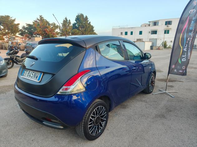 Lancia Ypsilon S 1.2 5p GPL Ecochic Momodesign - Foto 6
