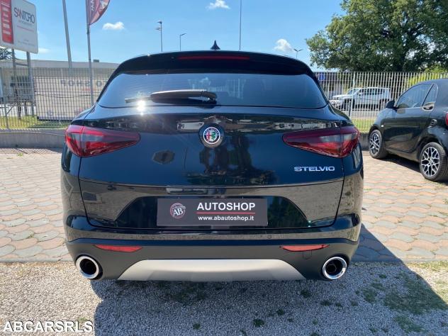 ALFA ROMEO - Stelvio - 2.2 T.diesel 180CV AT8 RWD - Foto 8