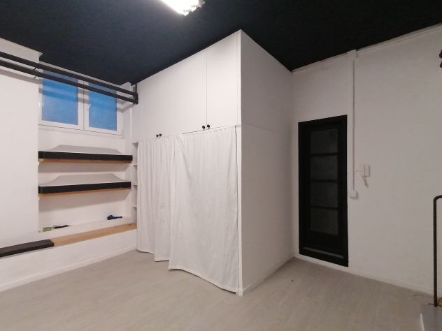 Studio-Atelier loft in seminterrato luminoso - Foto 7