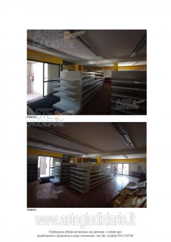 IMMOBILI-IMMOBILE COMMERCIALE-Via Rio Manno, 58 - Foto 2