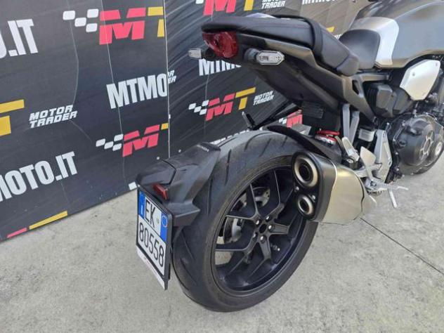 HONDA CB 1000 R Video 360 rif. 24036462 - Foto 5