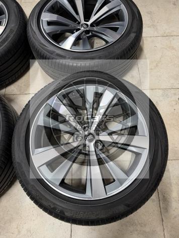 Cerchi e pneumatici 21 originali Audi Q8 - Foto 5