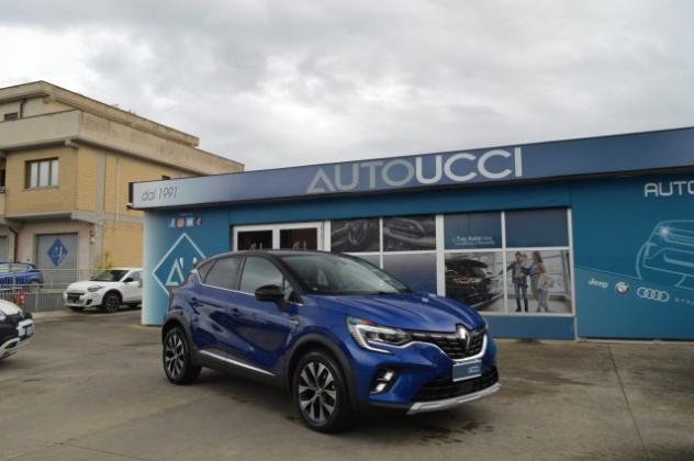 RENAULT Captur TCe 1.0 Techno 90 CV rif. 24046946 - Foto 3