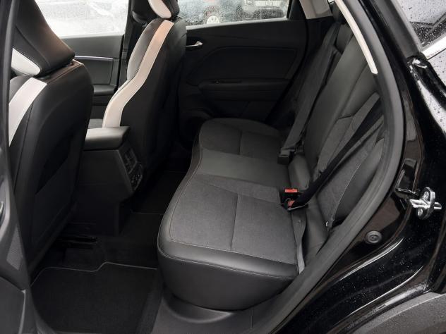 Renault Captur Mild Hybrid 140 CV Intens - Foto 6