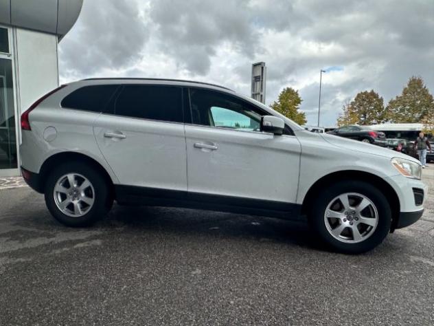 VOLVO XC60 D3 AWD Geartronic Momentum rif. 24182385 - Foto 7