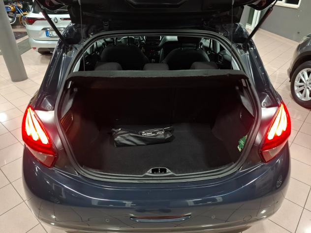 Peugeot 208 1.2 benzina Neopatentati - Foto 6