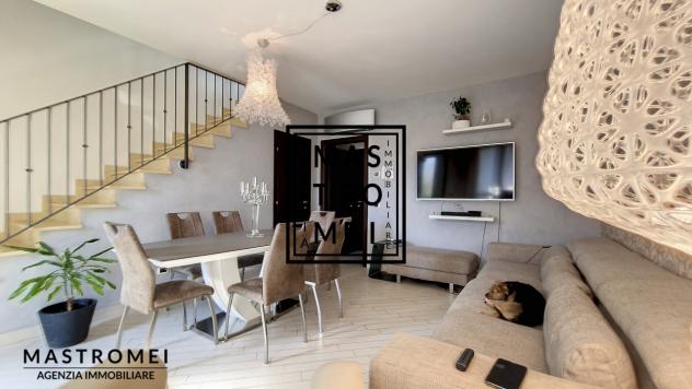 VILLA A SCHIERA di 7 vani e di 120 mq (PESCIA) rif. 3452 - Foto 7