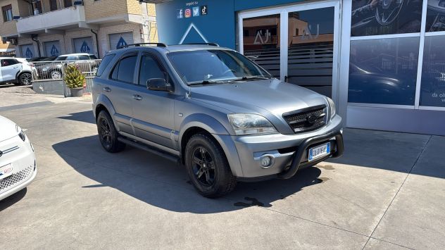KIA SORENTO 2.5 CRD 4 WD AUTOMATICA - Foto 2