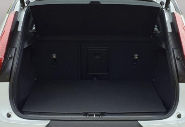 VOLVO XC40 PLUS BLACK EDITION B3 AUT rif. 23802026 - Foto 10