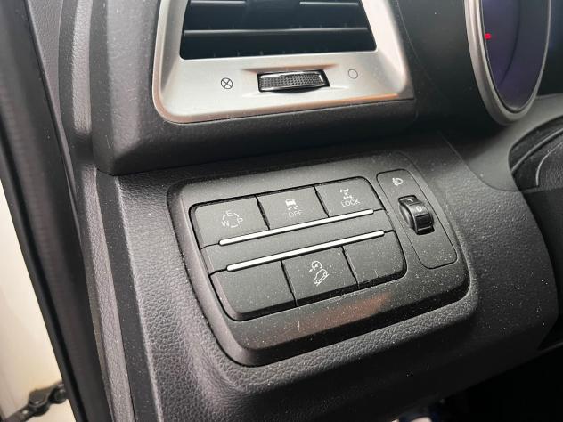 SsangYong Tivoli 1.6 4WD I Lov It Aut 128cv - OK NEOPATENTATI - Foto 10