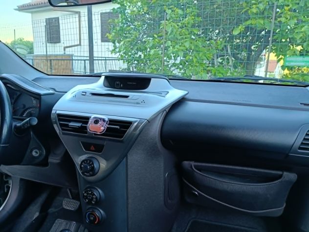Vendo Toyota IQ 1.0 Multidrive - Foto 5