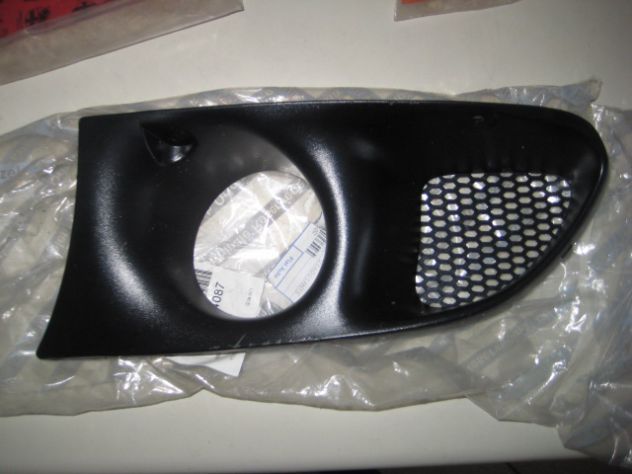 MOSTRINA DESTRA PARAURTI ANTERIORE ALFA 156