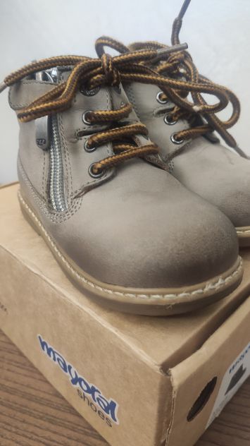 Scarponcino bambino Mayoral 21 in pelle grigio - Foto 3