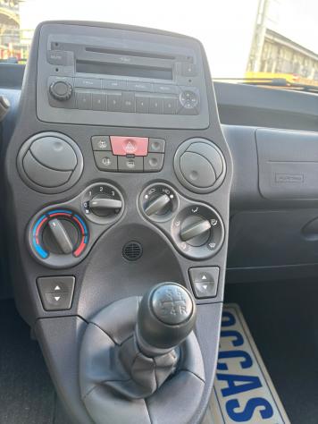 Fiat Panda 1.2 Emotion Eco - Foto 7
