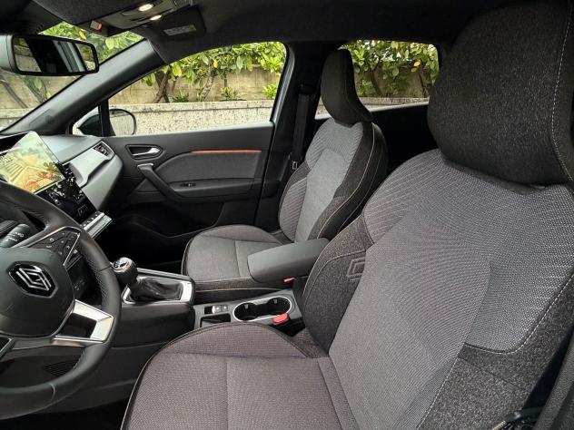 Renault Captur ECO-G 100 CV Techno - Foto 7