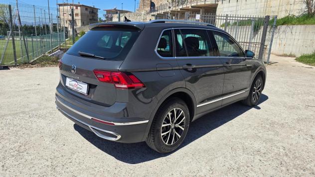 Volkswagen Tiguan 2.0 TDI 150 CV SCR DSG Elegance - Foto 10