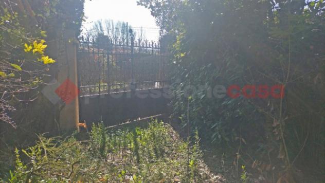 Casa indipendente di 380 m² con più di 5 locali e box auto in vendita a Agrate Conturbia - Foto 3