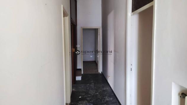 Fossombrone alle porte del centro storico cittadino, facilmente raggiungibile sia in macchina che a piedi, attorniato dai principali servizi proponiam - Foto 3