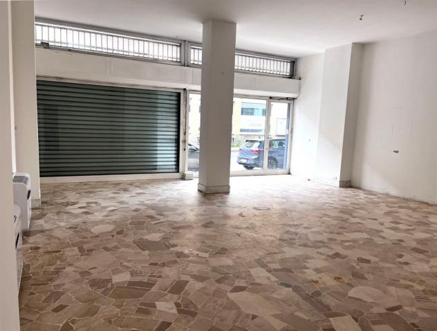 negozio in vendita a Meda (MB) - Foto 3