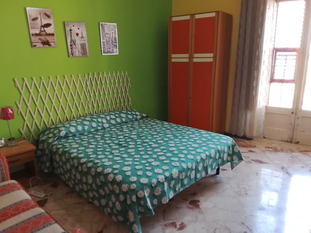Via Gioeni locasi appartamento arredato € 400 - Foto 9