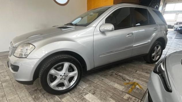 MERCEDES-BENZ ML 320 CDI Sport rif. 24000584 - Foto 3
