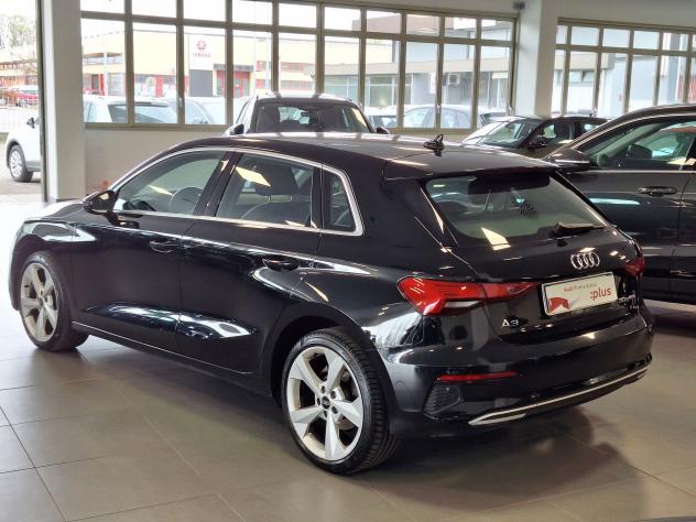 Audi A3 Sportback 30 g-tron S tronic Business Advanced - Foto 4