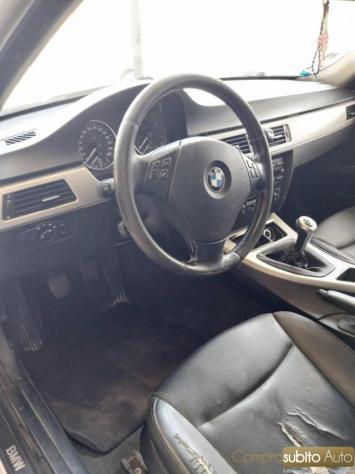 BMW 320 d turbodiesel cat Touring Eletta rif. 23809030 - Foto 5