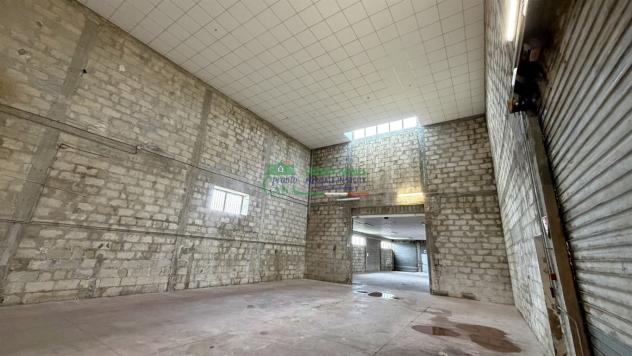 Rif. 9833 - Capannone commerciale zona "Ipercoop". - Foto 10