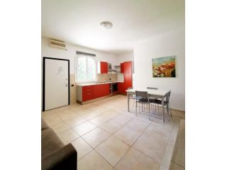 Residence in affitto a Ronchi - Massa 650 mq  Rif: 1300791