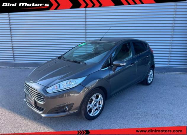FORD Fiesta 1.4 5 porte GPL DI CASA Titanium OK NEOPATENTATO rif. 24185357
