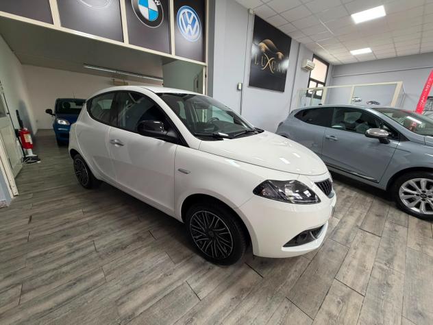 Lancia Ypsilon 1.0 FireFly 5 porte S&S Hybrid Gold - Foto 5