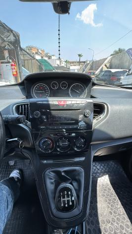 Lancia Ypsilon 1.3 MJT 75 CV diesel 2012 USATO - Foto 7
