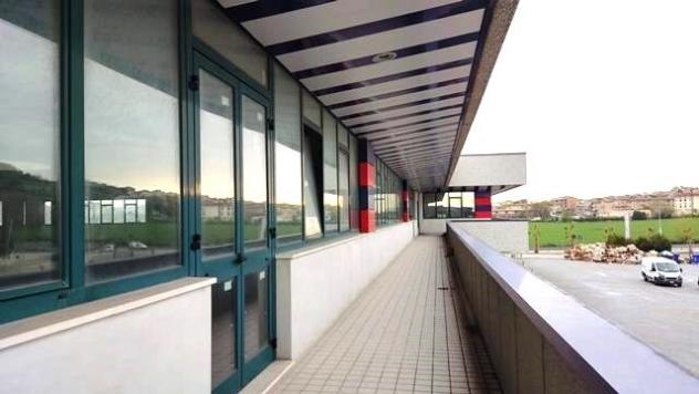 Capannone / Fondo in vendita a Civitanova Marche - Foto 2