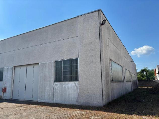 Immobile di 2400 m² con 3 locali in vendita a Legnano - Foto 7