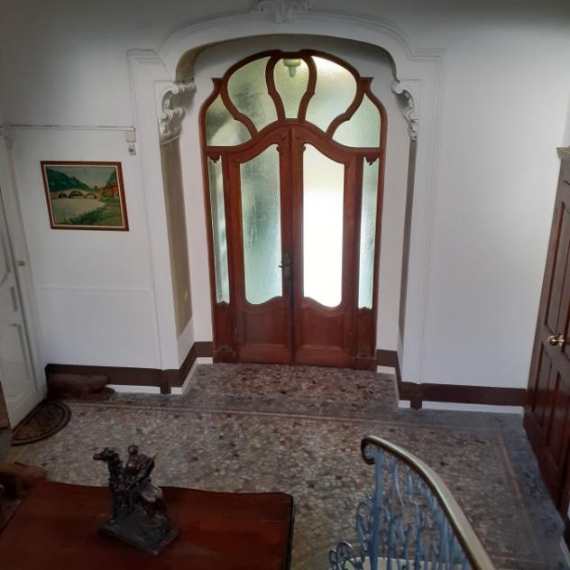 Verbania - ZONA INTRA VENDESI VILLA CON GIARDINO PRIVATO - Foto 2