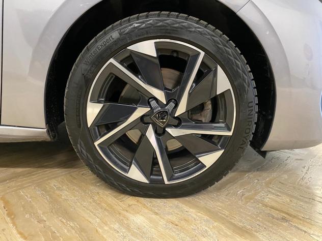 PEUGEOT NEW 308 ALLURE 1.5 130CV NAVY Led CAM 2023 - Foto 7