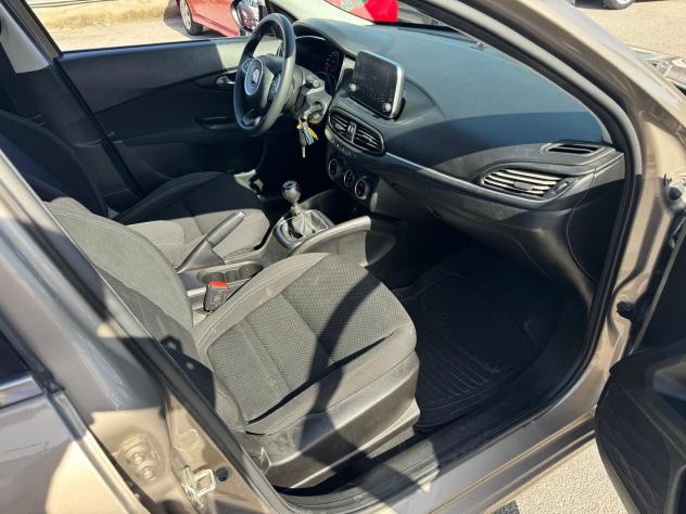 FIAT Tipo 1.4 T-Jet 120cv Lounge - Foto 9