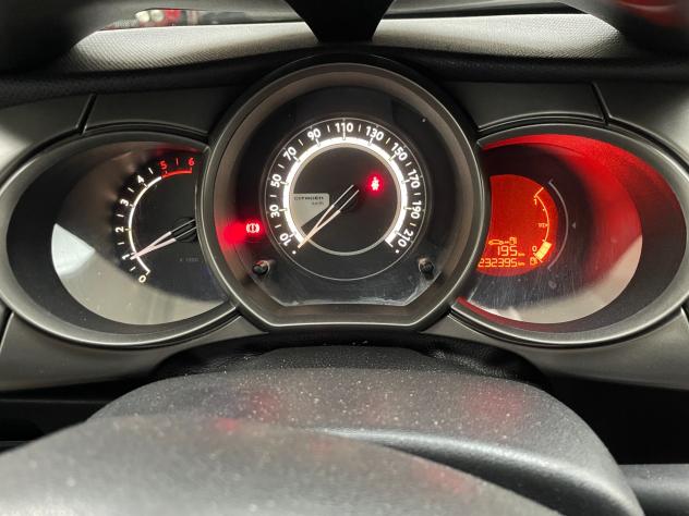 Citroen C3 1.4 HDi 70CV - Foto 7