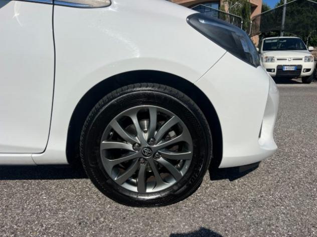 TOYOTA Yaris 1.4 D-4D 5 porte Lounge 1 PROP AUTO X NEOPATENTATI rif. 23878802 - Foto 4