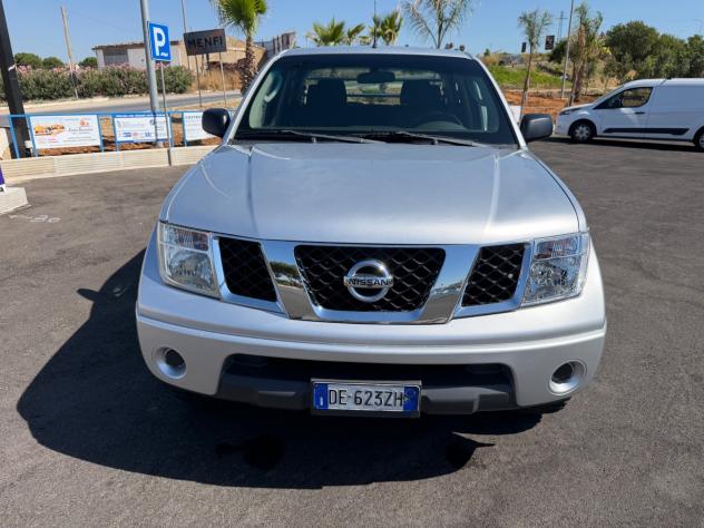 Nissan Navara 2.5 dCi 4 porte Double Cab XE 4X4 AUTOMATICA - Foto 3