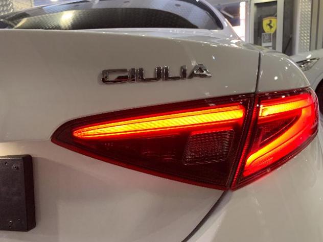 Alfa Romeo Giulia XENON*KAMERA*NAVI*VETTURA AZIENDALE ALFA ROMEO - Foto 9