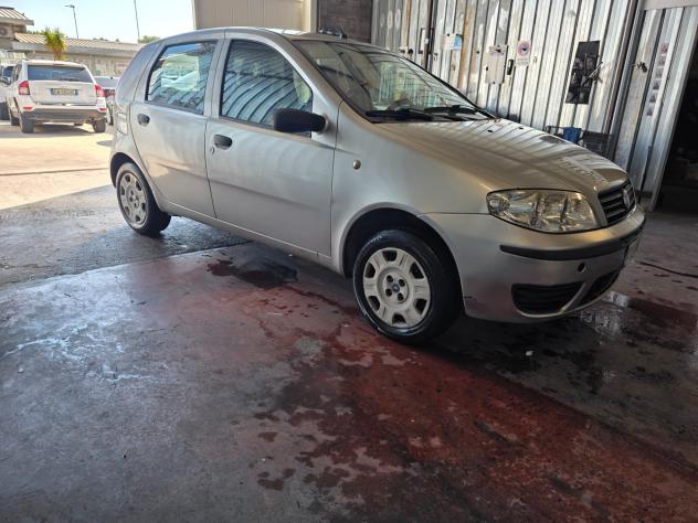 Fiat Punto 1.2 5 porte Active - Foto 4